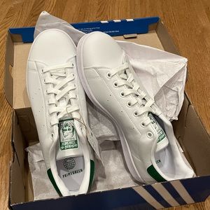 Addidas Stan Smith (10) Brand New in Box!